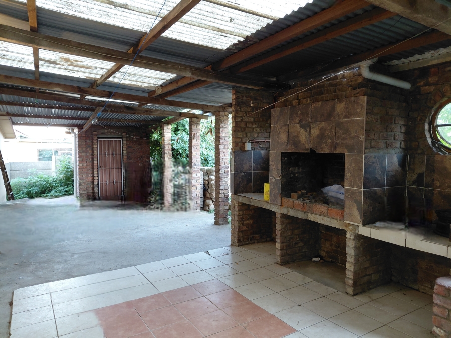 4 Bedroom Property for Sale in Heuwelkruin Eastern Cape